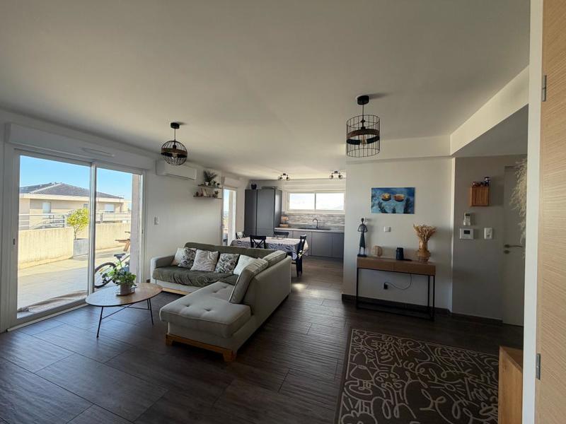 Appartement - 80 m² - 4 pièces