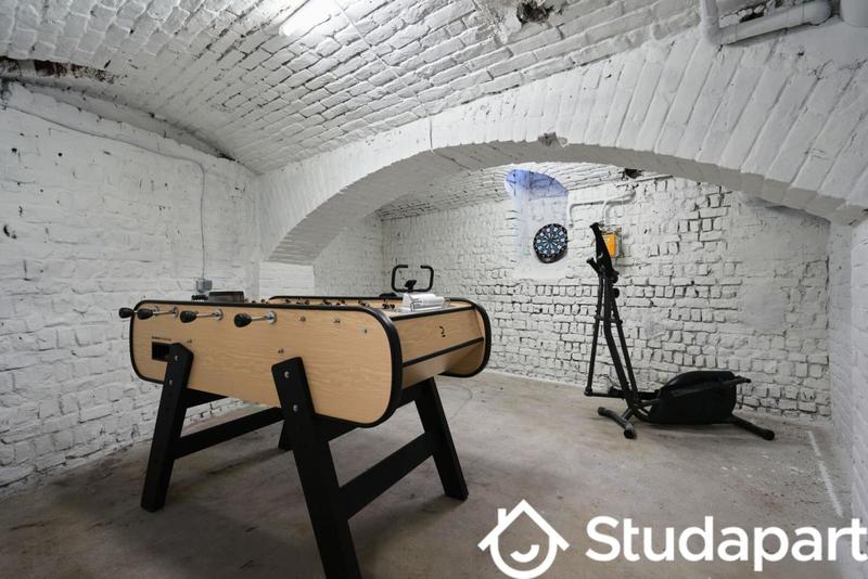 Chambre - 12 m² - 1 pièce