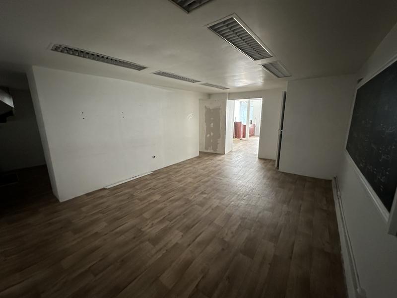 Local commercial - 102 m²