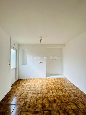 Immeuble - 170 m² - 6 pièces