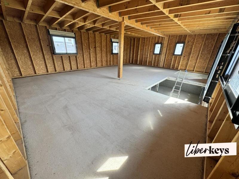 Maison - 201 m² - 6 pièces