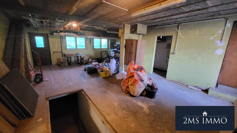 Immeuble - 200 m² - 9 pièces