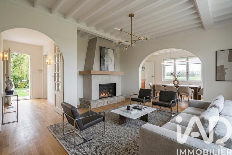 Maison - 180 m² - 7 pièces