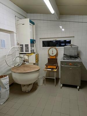 Local commercial - 210 m²