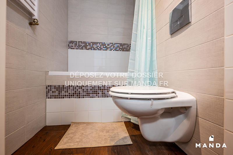 Chambre - 10 m² - 4 pièces