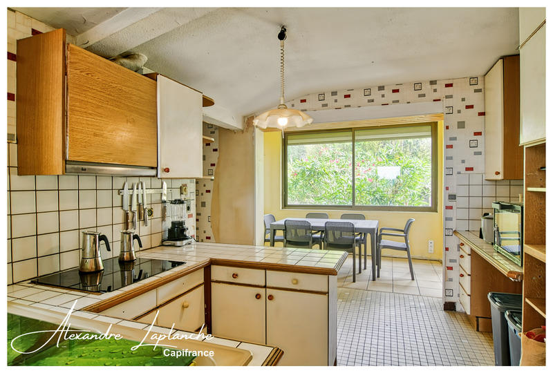 Maison - 177 m² - 7 pièces