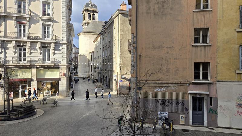 Appartement - 337 m² - 6 pièces