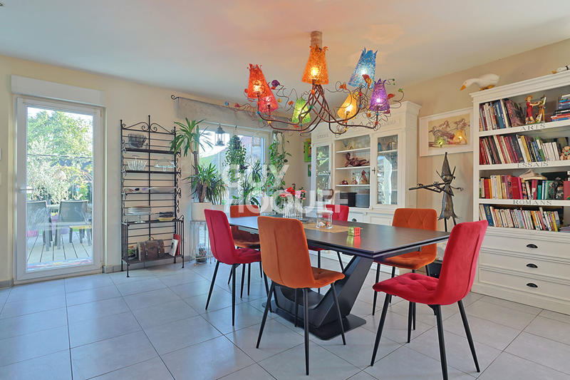 Maison - 163 m² - 7 pièces