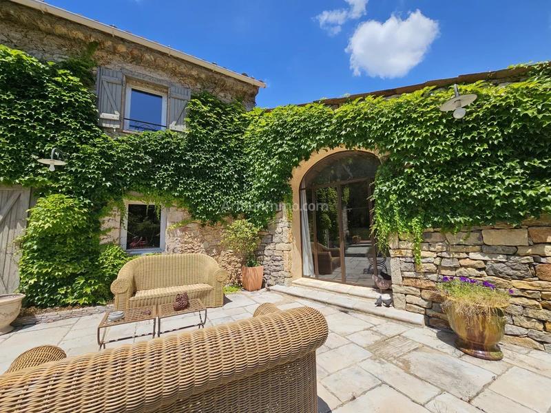 Maison - 166 m² - 7 pièces