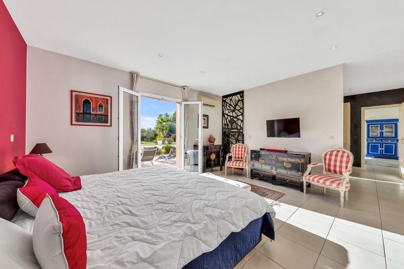 Villa - 175 m² - 5 pièces