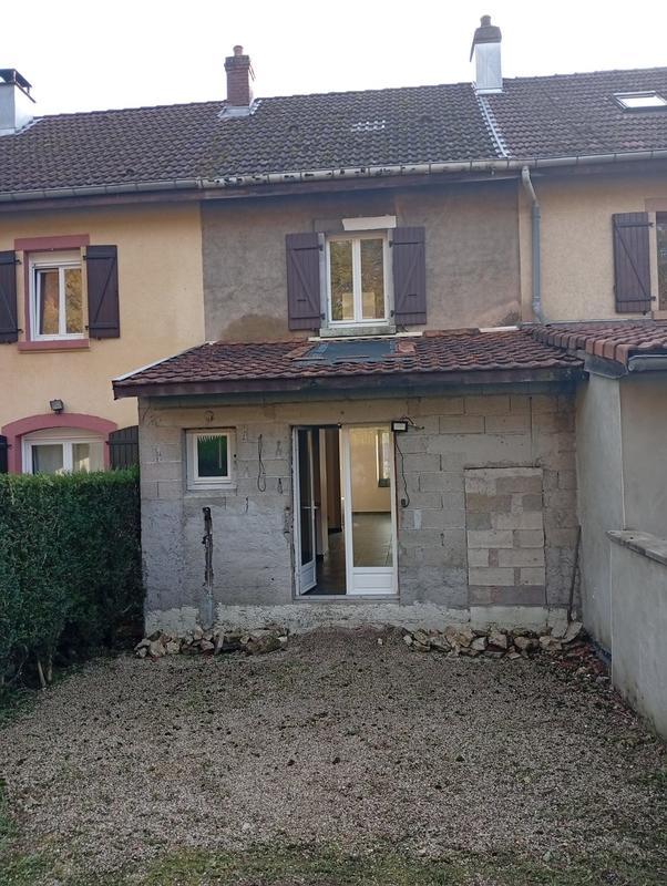 Maison - 75 m² - 4 pièces