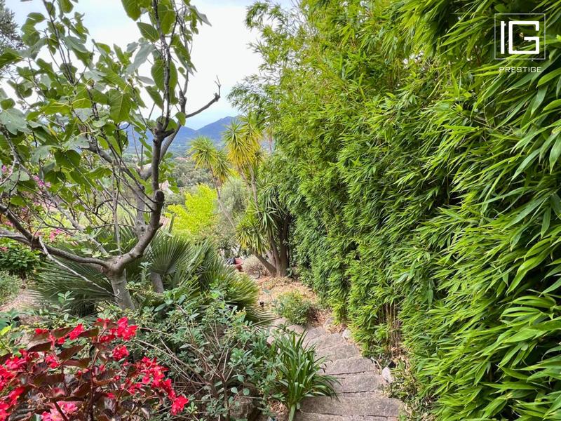 Maison - 144 m² - 6 pièces