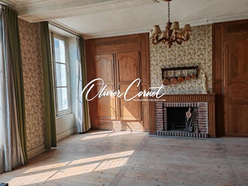 Maison - 298 m² - 11 pièces