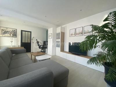 Appartement - 60 m² - 2 pièces