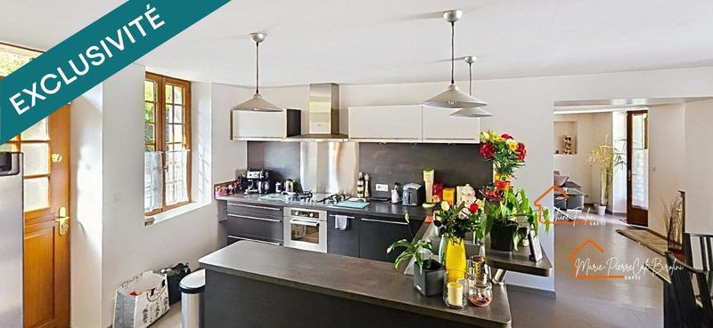 Maison - 140 m² - 5 pièces