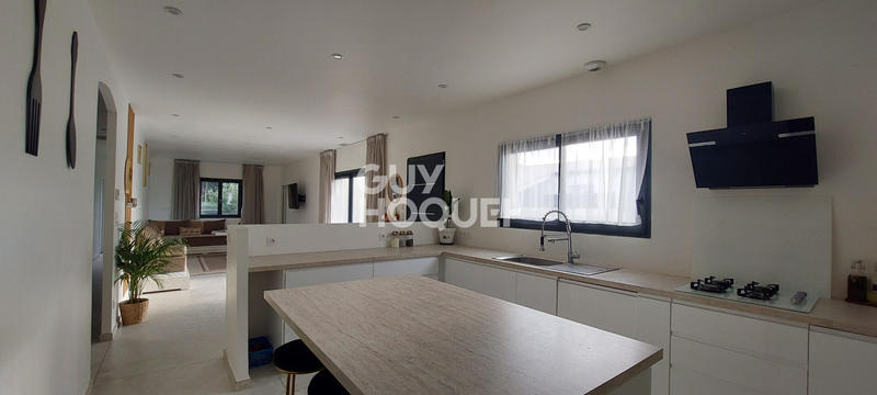 Maison - 135 m² - 6 pièces