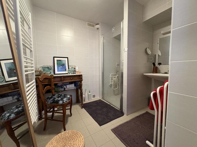 Maison en pierre - 216 m² - 7 pièces