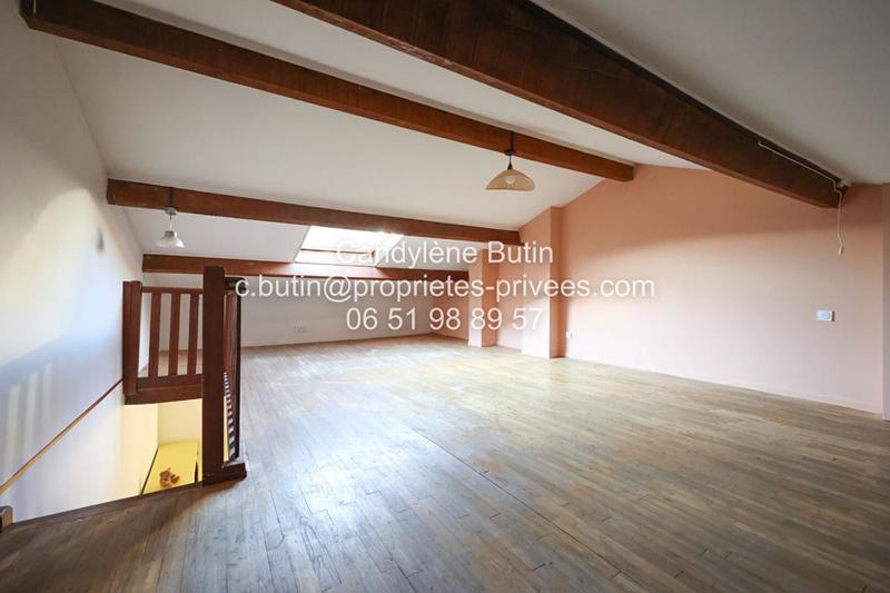 Propriété - 297 m² - 14 pièces