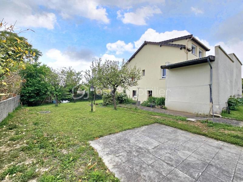 Pavillon - 110 m² - 6 pièces