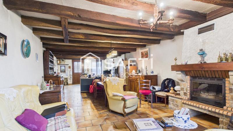 Maison - 270 m² - 8 pièces