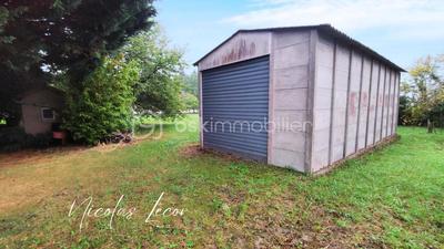 Terrain constructible - 2 210 m²