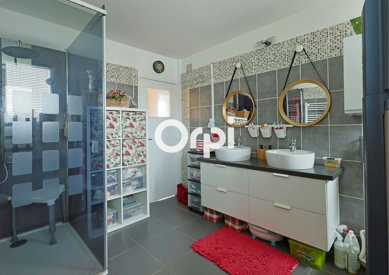 Maison - 110 m² - 4 pièces