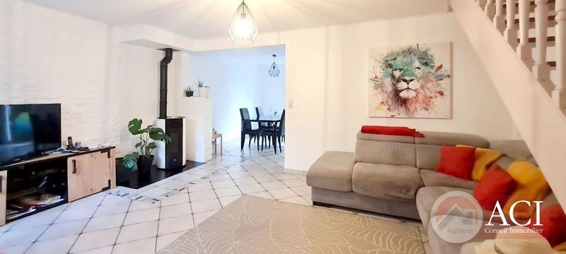 Maison - 88 m² - 4 pièces