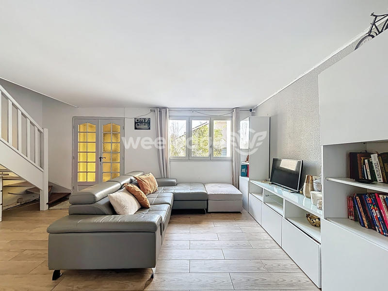 Maison - 87 m² - 5 pièces