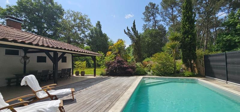 Maison - 110 m² - 6 pièces