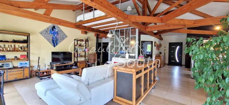 Villa - 145 m² - 4 pièces