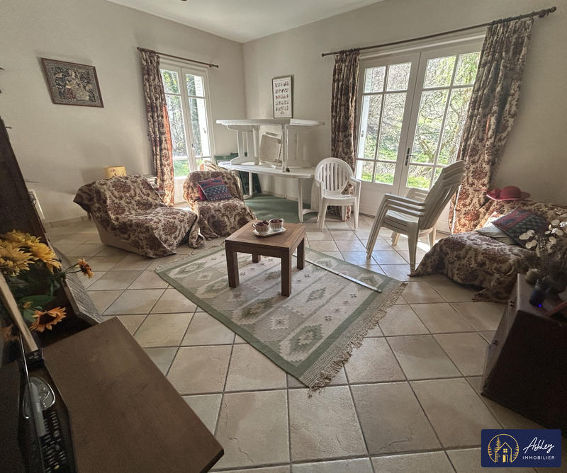 Maison ancienne - 257 m² - 11 pièces