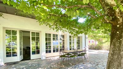 Maison - 264 m² - 8 pièces