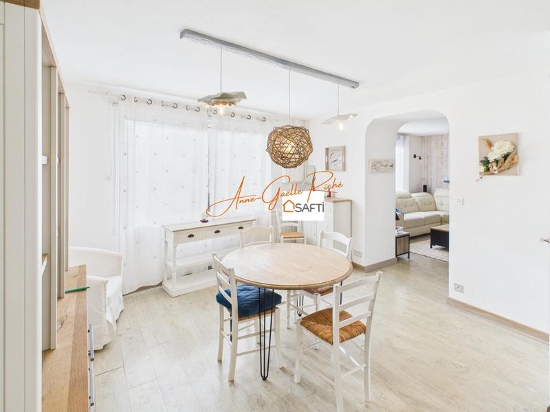 Maison - 102 m² - 6 pièces