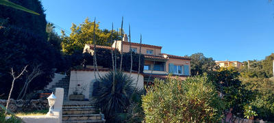 Villa - 139 m² - 6 pièces