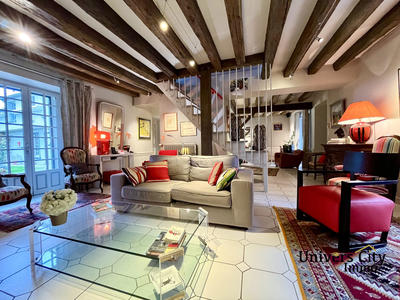 Maison ancienne - 227 m² - 8 pièces