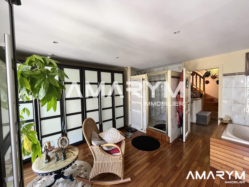 Maison - 178 m² - 5 pièces