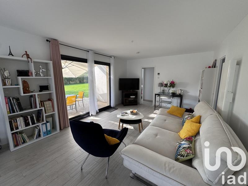 Maison - 95 m² - 5 pièces
