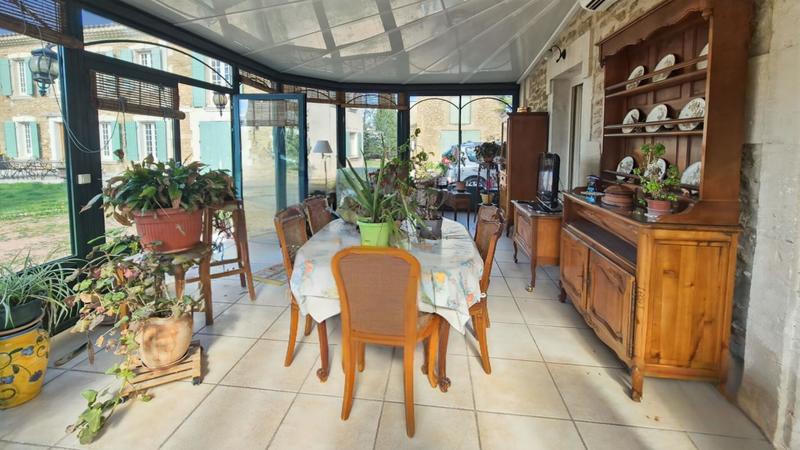 Mas - 400 m² - 15 pièces