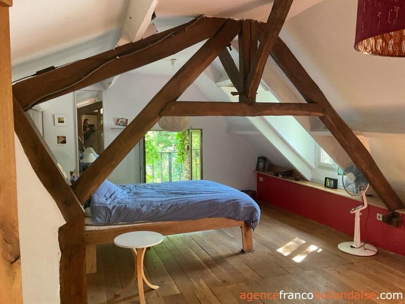 Maison - 137 m² - 5 pièces