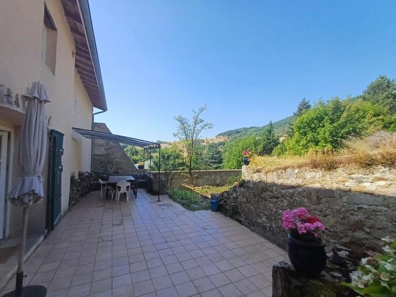 Propriété - 374 m² - 9 pièces