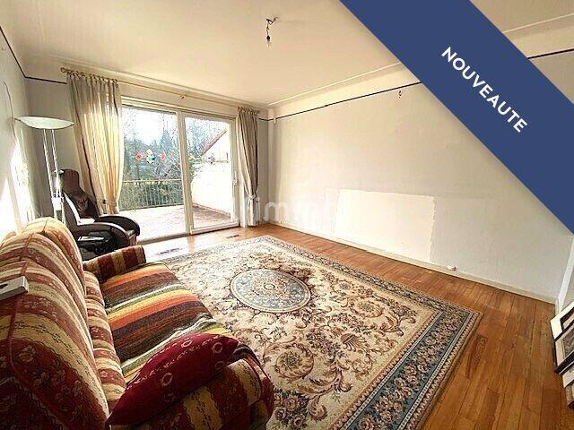 Maison - 286 m² - 9 pièces