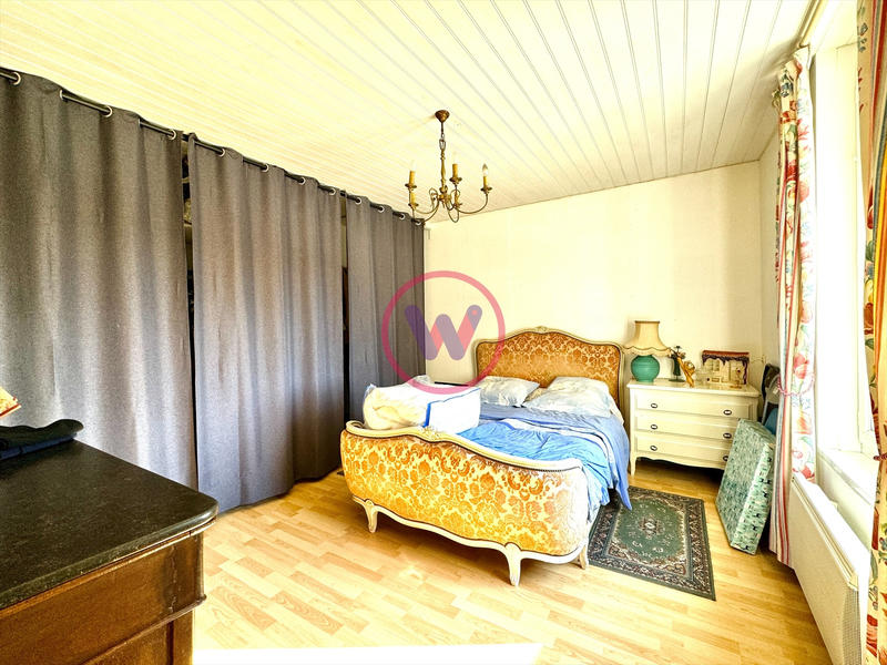 Maison - 170 m² - 5 pièces