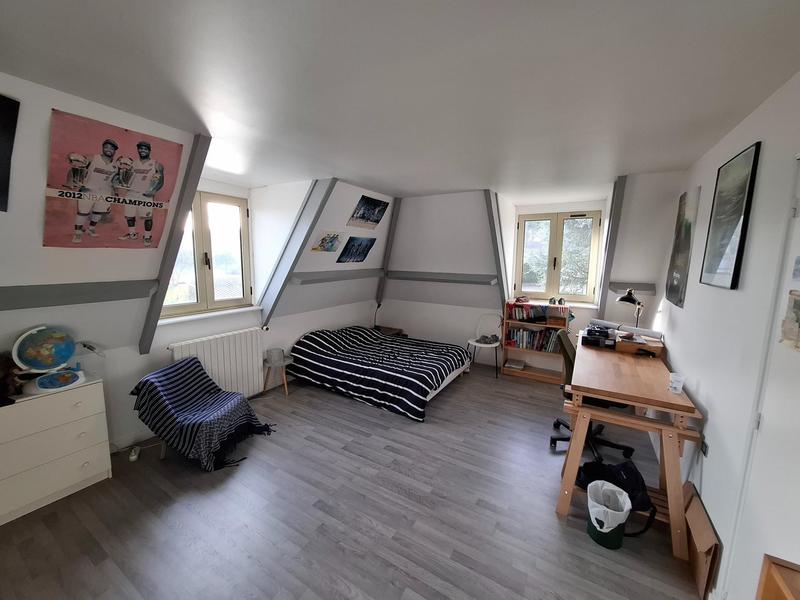 Villa - 203 m² - 6 pièces