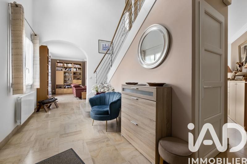 Maison - 158 m² - 6 pièces