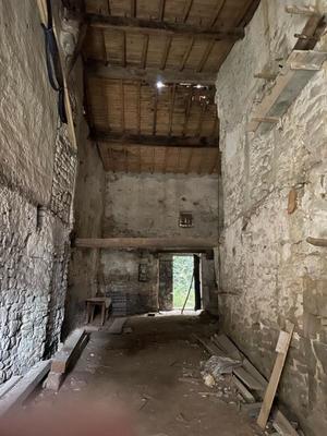 Grange - 50 m² - 1 pièce