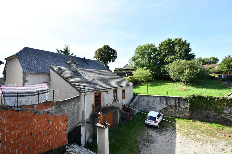 Maison - 220 m² - 10 pièces