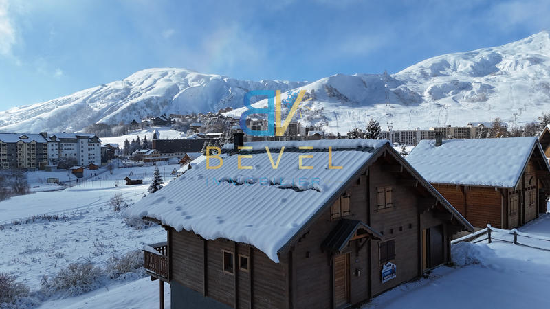 Châlet - 182 m² - 7 pièces