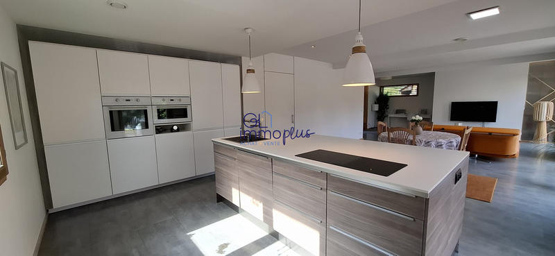 Maison contemporaine - 156 m² - 7 pièces