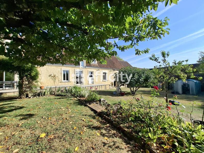 Maison - 182 m² - 6 pièces