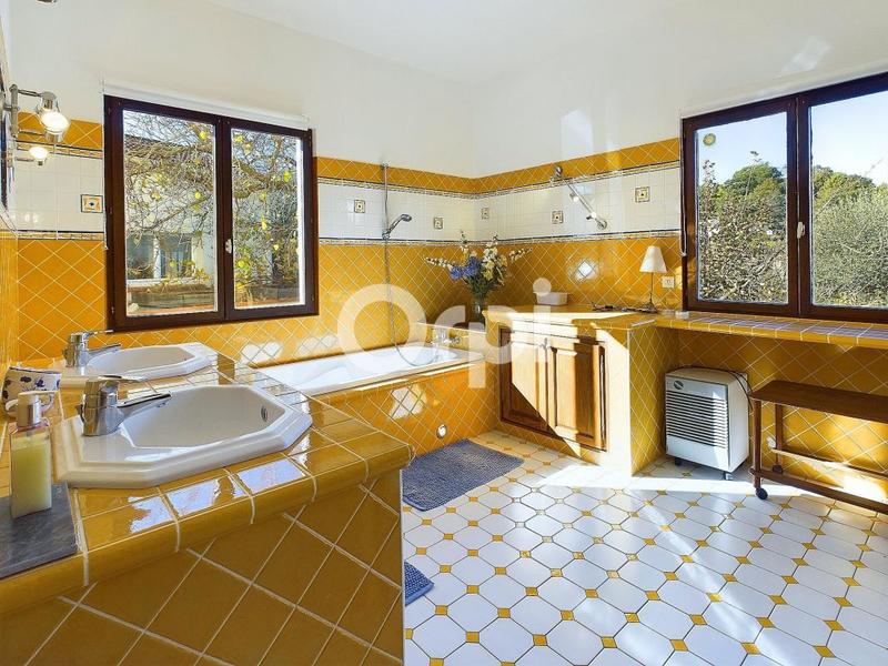 Maison - 160 m² - 5 pièces